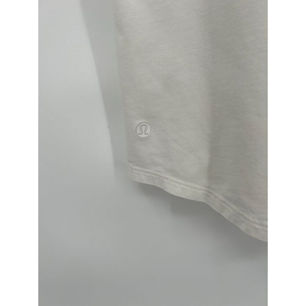LULULEMON *Flawed* Women's White Long Sleeve Relaxed Fit Workout Shirt Medium - Picture 4 of 7